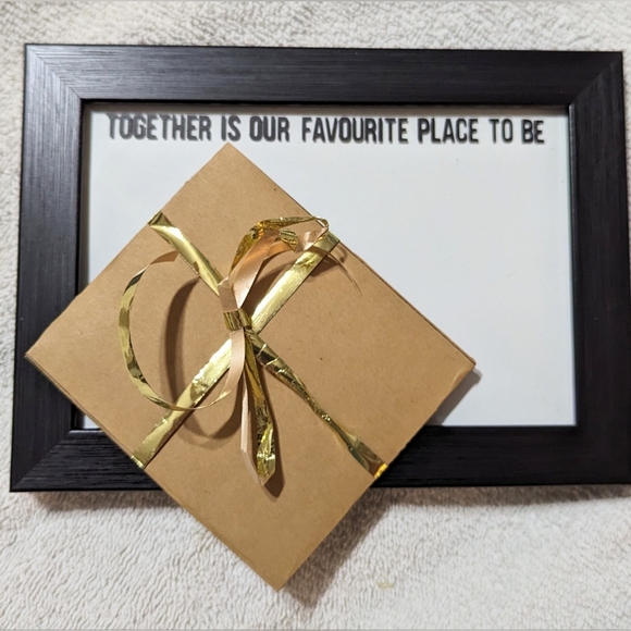 Couple's gift set- Love bracelets & picture frame, Brand new - Picture 3 of 6